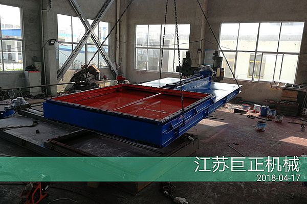 方形擋板門（寬3m）已成型，后期噴漆展示圖