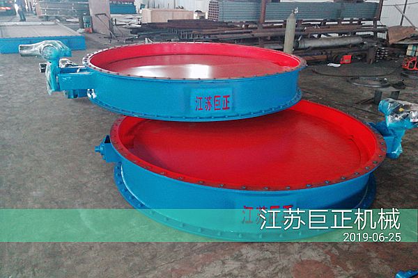 圓形擋板門（直徑220cm）制作完工，現(xiàn)場(chǎng)展示