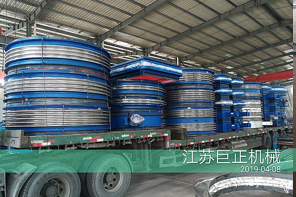 擋板門/非金屬膨脹節(jié)完工，準(zhǔn)備發(fā)往山東客戶